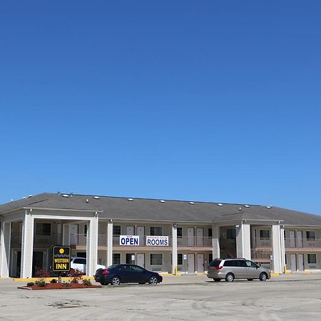 Western Inn Baker Ngoại thất bức ảnh