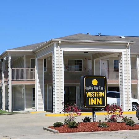 Western Inn Baker Ngoại thất bức ảnh